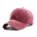 Gorra de béisbol vintage de algodón lavado en color rojo ladrillo para uso diario - Ajustable para Circunferencia de Cabeza de 55-59cm / Estilo de Cierre de Hebilla en D / Burdeos