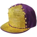 Cappello da baseball hip-hop viola con borchie quadrate dorate e punte a cono - Regolabile 55-60cm / Base viola con borchie quadrate dorate e punte