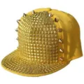 Berretto da baseball hip-hop giallo con borchie quadrate dorate e punte coniche - Regolabile 55-60cm / Base gialla con borchie quadrate oro (stile a punta)