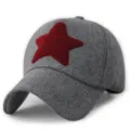 Casquette en laine grise de qualité avec écusson étoile rouge pour la chaleur hivernale - 56-60cm Réglable / Base Grise Étoile Rouge Vin