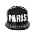 Cappello snapback punk hip-hop con lettere PARIS in acrilico bianco e punte d'argento. - White on black PARIS