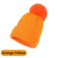 Berretto in maglia arancione brillante con pompon soffice abbinato per il calore invernale - Giallo Arancio