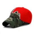Casquette de baseball rouge avec visière camouflage et détail de vague brodée - Taille Unique (56-60cm) / Rouge