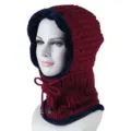 Weinrote fleecegefütterte Strick-Sturmhaube mit Ohrenschutz für Damen im Winter - Weinrot