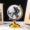 Kristallkugel Ornament mit goldenem Metallständer und exquisiten feinen Schnitzdetails - Unbeschriftet Gold (40mm)