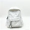 Esta mochila blanca de estilo coreano tiene un lindo patrón de lazos y una borla - Negro