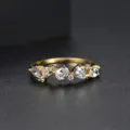 Elegante anillo de latón dorado con circonitas blancas de múltiples formas y estilo - Talla 5 / Chapado en oro 18K