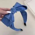 Elegante Franse vintage stijl blauwe denim hoofdband met een grote strik voor dames - Denim Geknoopte Haarband / Lichtblauw