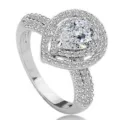 Elegante anillo de boda con circonita en forma de pera y banda de pavé plateada - Talla 6 / Piedra Principal Blanca