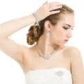 Elegant vintage feather brooch with silver 3A zircon stones for bridal wedding attire - Clear