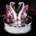 Adorno de coche de cisne de cristal rosa con base brillante - Rosa