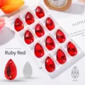 Leuchtend rote Tropfenglas-Strasssteine mit zwei Löchern für DIY-Schmuck und Nähprojekte - 10*14mm 36 Stk./Packung / Rot