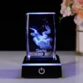 3D laser-gravierter Stier-Sternzeichen-Kristallwürfel mit leuchtender LED-Basis Geschenk - Stier (Kristallwürfel + Quadratischer Sockel)