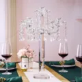 Europäischer 5-flammiger Kristall-Kerzenleuchter aus Glas mit Lotushaltern und Tropfen - 5 Köpfe