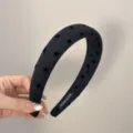 Serre-tête rembourré noir élégant à pois en velours pour un effet de crâne surélevé - Coupe ample / Pois Noir