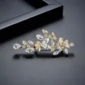 Eleganter vergoldeter Weizenähren-Anstecker mit funkelnden Zirkonia Kristallen - Gold (X25111304-K)