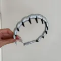 Elegant silver satin pleated headband with black teeth for secure and stylish hair. - Wavy Headband(64#) / Blue