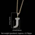 Collar con colgante de letra J con circonitas y cadena cubana dorada. - Letra J / Dorado