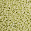 4 mm crèmekleurige minerale glaskralen voor doe-het-zelf sieraden en knutselprojecten - Gematteerde Waterdruppel Stijl (BBG130) / 4mm (Ongeveer 110 Stuks/10g Verpakking) / Knopgroen