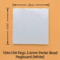 Weiße 2,6 mm Steckplatte für Bügelperlen mit 104x104 Stiften, quadratisch 28cm für Bastelarbeiten - Weißes Brett mit verlängerten Pins, 104x104 Pins / 1.8mm