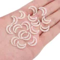 Piccole toppe in perle ABS a forma di mezzaluna per artigianato fai-da-te e nail art - Stile Luna (BSG076) / 11x15mm (100 Pezzi/Confezione)