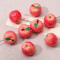 Cuentas de manzana roja realistas de resina para hacer joyas artesanales y collares - Estilo de Agujero Pasante / 14x15mm (1 Pieza/Paquete) / Manzana Roja