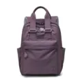 Frontansicht eines lila Damenrucksacks für Reisen und Pendeln im minimalistischen Design - Lila