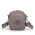Borsa a tracolla leggera in nylon grigio con tracolla regolabile e design a conchiglia - Taglia unica / Caffè latte