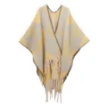 Vista dettagliata di scialle jacquard spesso con motivi a rombi gialli e nappe a frangia - 165x125cm / 07# Argyle Giallo Oca