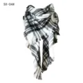 Sciarpa calda e morbida in finto cashmere a quadri bianchi e neri per l'inverno - Bianco Sporco e Grigio Chiaro Quadretti (SX-04#) / 140x140x210CM
