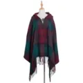 Stilvolles böhmisches Plaid-Kapuzen-Poncho mit Knebelschließe und langen Fransen - 01#weinrot Und Grün / 180x80cm