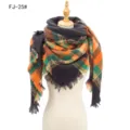 Bufanda de invierno gruesa y cálida de hilo bouclé a cuadros para mujer en naranja y verde - 135x135cm / Naranja Negro (FJ-25#)