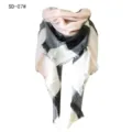 Sciarpa a triangolo a quadri rosa e nero in simil cashmere con frange SKU SD-07 - Quadretti Grigio Rosa (SD-07#) / 140x140x210CM