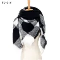 Bufanda cuadrada de cuadros blancos y negros clásica gruesa y cálida para mujer - 135x135cm / Cuadros Grandes Blanco y Negro (FJ-31#)