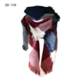 Scialle a triangolo in finta cashmere a quadri blu navy e bordeaux scuro con frange fini - Quadretti Blu Navy Rosso Giuggiola (SD-10#) / 140x140x210CM