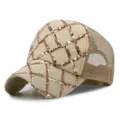 Cappellino da baseball beige con paillettes a rombi e retro in rete traspirante. - Regolabile (55-59cm) / Khaki con Paillettes a Rombo Khaki