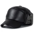 Herren Winter PU-Leder Baseballkappe mit warmen Kunstpelz-Ohrenschützern in Schwarz - Schlichter Stil (BQ381) / Schwarz (Graues Fleecefutter)