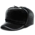 Dicke Herren Wintermütze aus Kunstpelz mit Ohrenklappen und Lederbesatz in Schwarz - Einheitsgröße (56-58cm) / Flat Top Leifeng Hut (J0180) / Faux Mink Fur - Gray