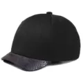 Casquette de baseball noire à visière courte avec motif texturé en peau de serpent - Motif dragon café