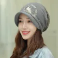 Stylish grey beanie for women with a soft brim and gold crown print detail - One Size (Stretchy) / Grey (Crown Print)