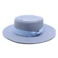 Elegante cappello di paglia a testa piatta celeste per donna con fiocco in nastro - Taglia Adulto (Circonferenza 56-58cm) / Modello a fiocco / Celeste