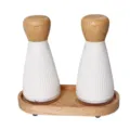 Minimalistisches manuelles Salz- und Pfeffermühlen-Set mit Holzsockel und geriffeltem Gehäuse. - Reguläre Passform / 2er Set mit Basis