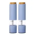Detailansicht des elektrischen Pfeffermühlen-Sets aus umweltfreundlichem blauem Weizenstroh - 2er-Pack / Saphirblau