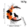 Couronne de lune d'Halloween avec corbeau noir et fleurs orange sur fond blanc pur - Couronne de lune corbeau orange et noir