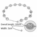 Vue détaillée de la ceinture chaîne Y2K médaillon champignon argenté, 105 cm de long - Argent