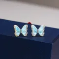 Eleganti orecchini a lobo a forma di farfalla in smalto blu con strass brillanti - Stile Farfalla Smalto Blu (E3714) / Oro