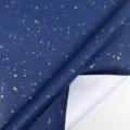 Dunkelblaues Geschenkpapier mit eleganten Goldfolienflocken und Gitternetzlinien auf der Rückseite - Himmelblau Sternenreich