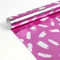 Glänzende rosa Metallic-Geschenkpapierrolle mit silbernem Pinselstrichmuster für Geschenke - Spiegelölfarbe (5754679920609) / 3m Rolle