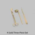 Set de 3 herramientas doradas de acero inoxidable para el cuidado de velas con tijeras - Estilo de Capucha Recta / Juego de 3 Piezas / Oro K