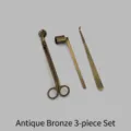 Juego de 3 accesorios para velas en bronce antiguo con cortador de mechas y apagavelas - Estilo de Capucha Recta / Juego de 3 Piezas / Bronce Antiguo